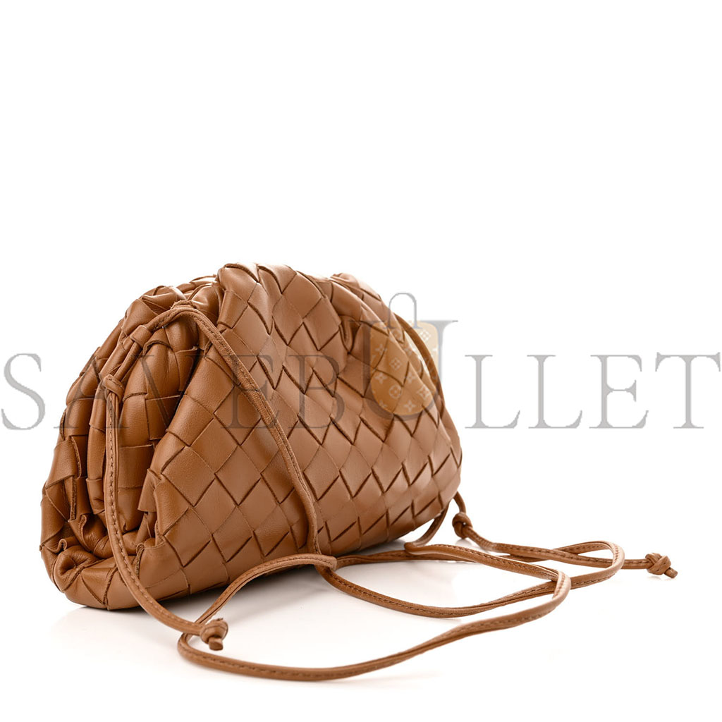 BOTTEGA VENETA NAPPA INTRECCIATO THE MINI POUCH CARMEL (21*11*5cm) BOTTEGA VENETA NAPPA INTRECCIATO THE MINI POUCH CARMEL (21*11*5cm)