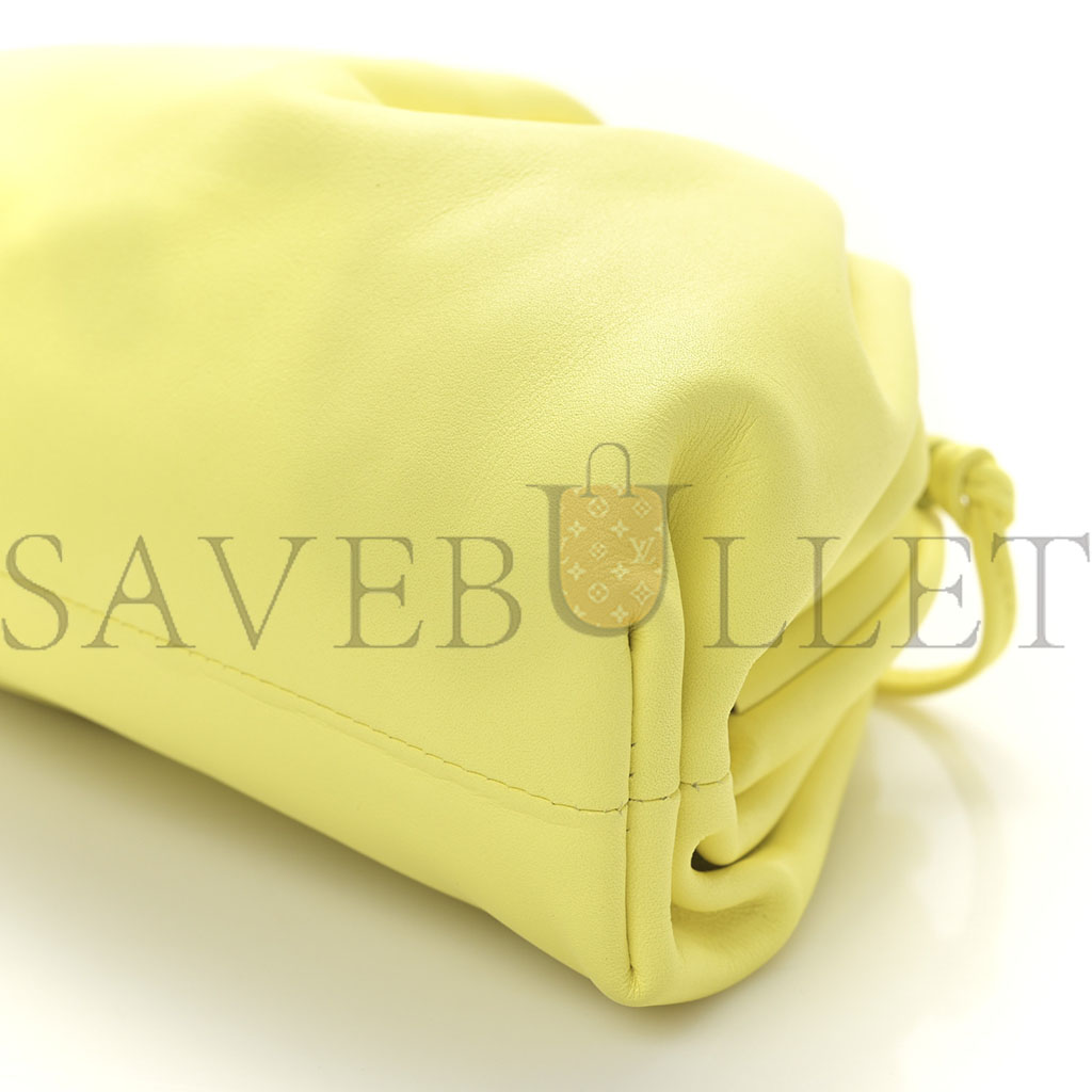 BOTTEGA VENETA BUTTER CALFSKIN THE MINI POUCH SHERBERT (23*13*6cm) BOTTEGA VENETA BUTTER CALFSKIN THE MINI POUCH SHERBERT (23*13*6cm)
