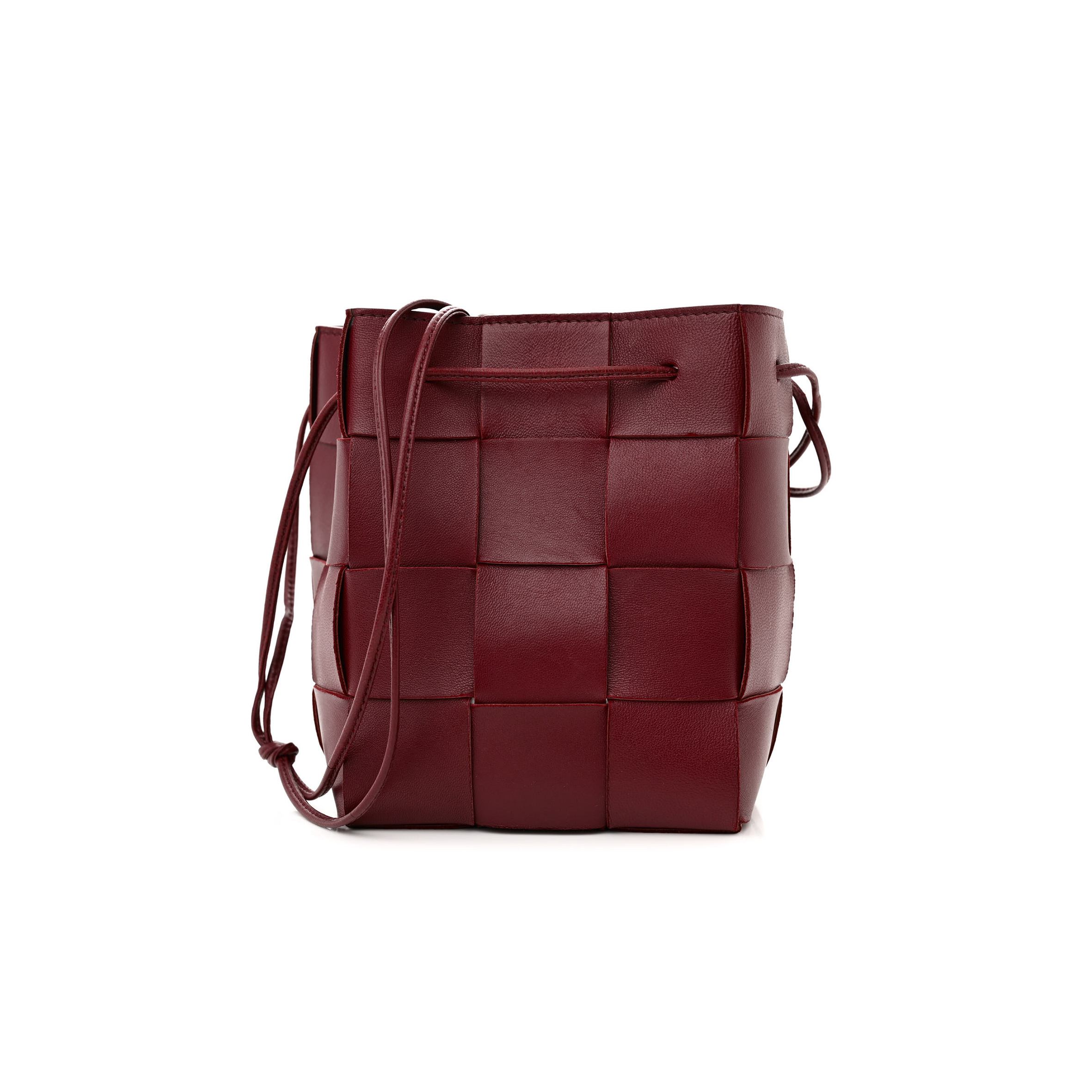 BOTTEGA VENETA NAPPA MAXI INTRECCIATO SMALL CASSETTE BUCKET BAG BORDEAUX (18*14*13cm) BOTTEGA VENETA NAPPA MAXI INTRECCIATO SMALL CASSETTE BUCKET BAG BORDEAUX (18*14*13cm)