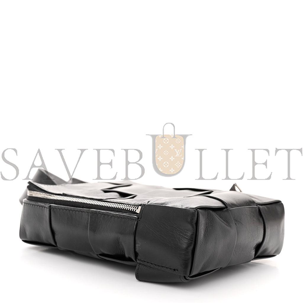 BOTTEGA VENETA PAPER CALFSKIN INTRECCIO MINI CASSETTE SLING BAG BLACK (19*13*5cm) BOTTEGA VENETA PAPER CALFSKIN INTRECCIO MINI CASSETTE SLING BAG BLACK (19*13*5cm)