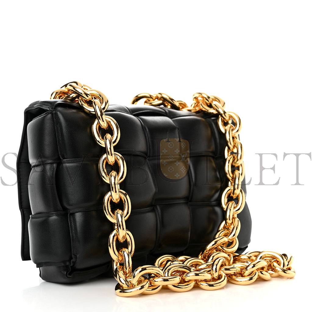 BOTTEGA VENETA LAMBSKIN MAXI INTRECCIO PADDED CHAIN CASSETTE CROSSBODY BAG BLACK (25*17*8cm) BOTTEGA VENETA LAMBSKIN MAXI INTRECCIO PADDED CHAIN CASSETTE CROSSBODY BAG BLACK (25*17*8cm)
