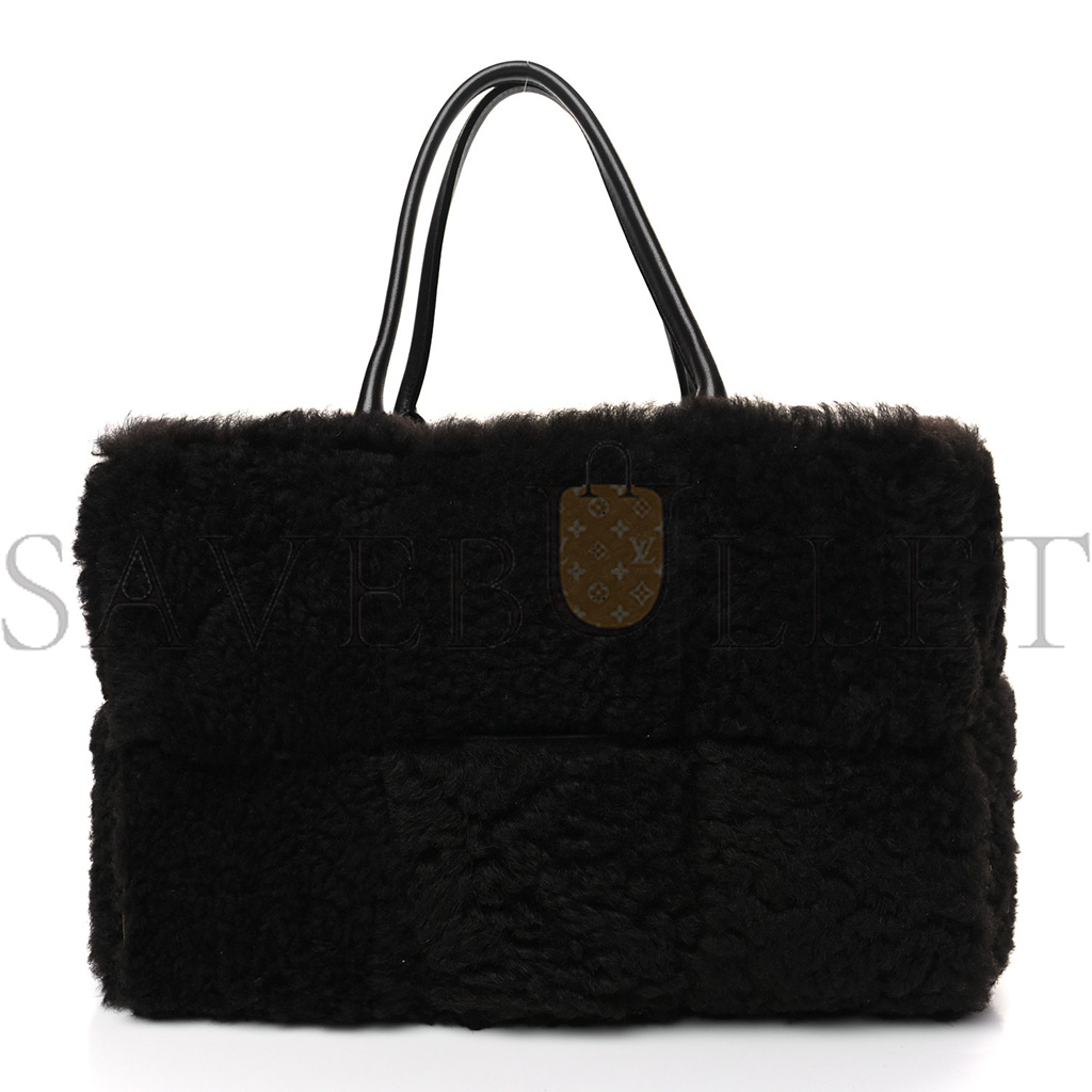 BOTTEGA VENETA SHEARLING INTRECCIATO ARCO TOTE FONDANT  (38*25*17cm)