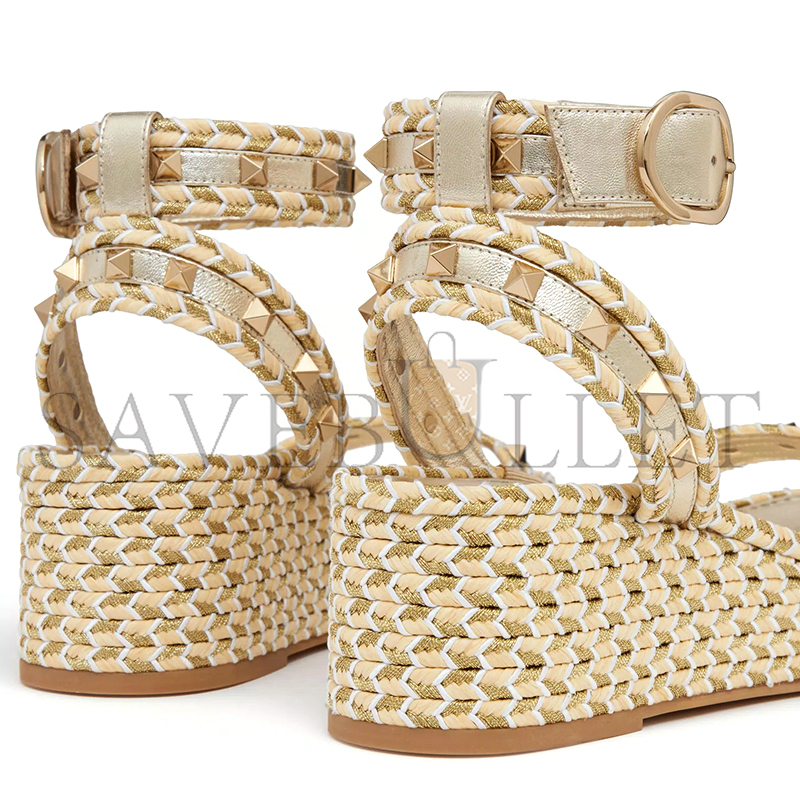 VALENTINO ROCKSTUD FLATFORM SANDALIN LAMINATED NAPPA LEATHER 45MM 4W2S0GI3DYM_YBS VALENTINO ROCKSTUD FLATFORM SANDALIN LAMINATED NAPPA LEATHER 45MM 4W2S0GI3DYM_YBS
