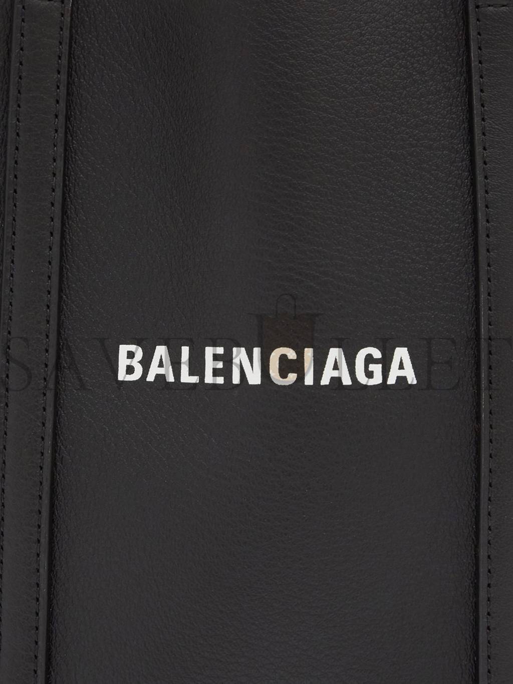 BALENCIAGA BLACK EVERYDAY LEATHER TOTE BAG MATCHESFASHION US (24.1*21.5*7.6cm)