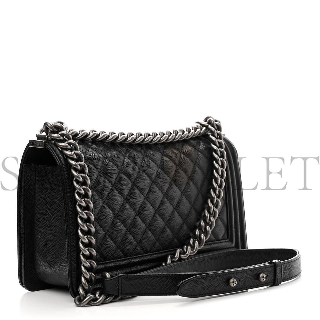 CHANEL CAVIAR QUILTED MEDIUM BOY FLAP BLACK SILVER HARDWARE (25*15*8cm)