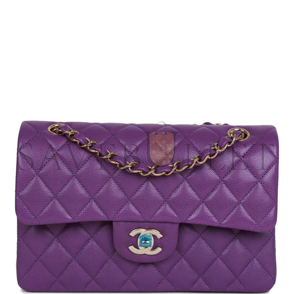 CHANEL SMALL CLASSIC DOUBLE FLAP PURPLE CAVIAR LIGHT GOLD HARDWARE (23*13*6cm)